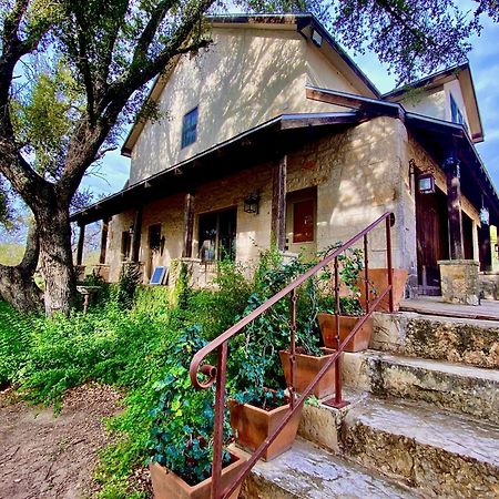 V700 Ranch Stays Marble Falls Exterior foto