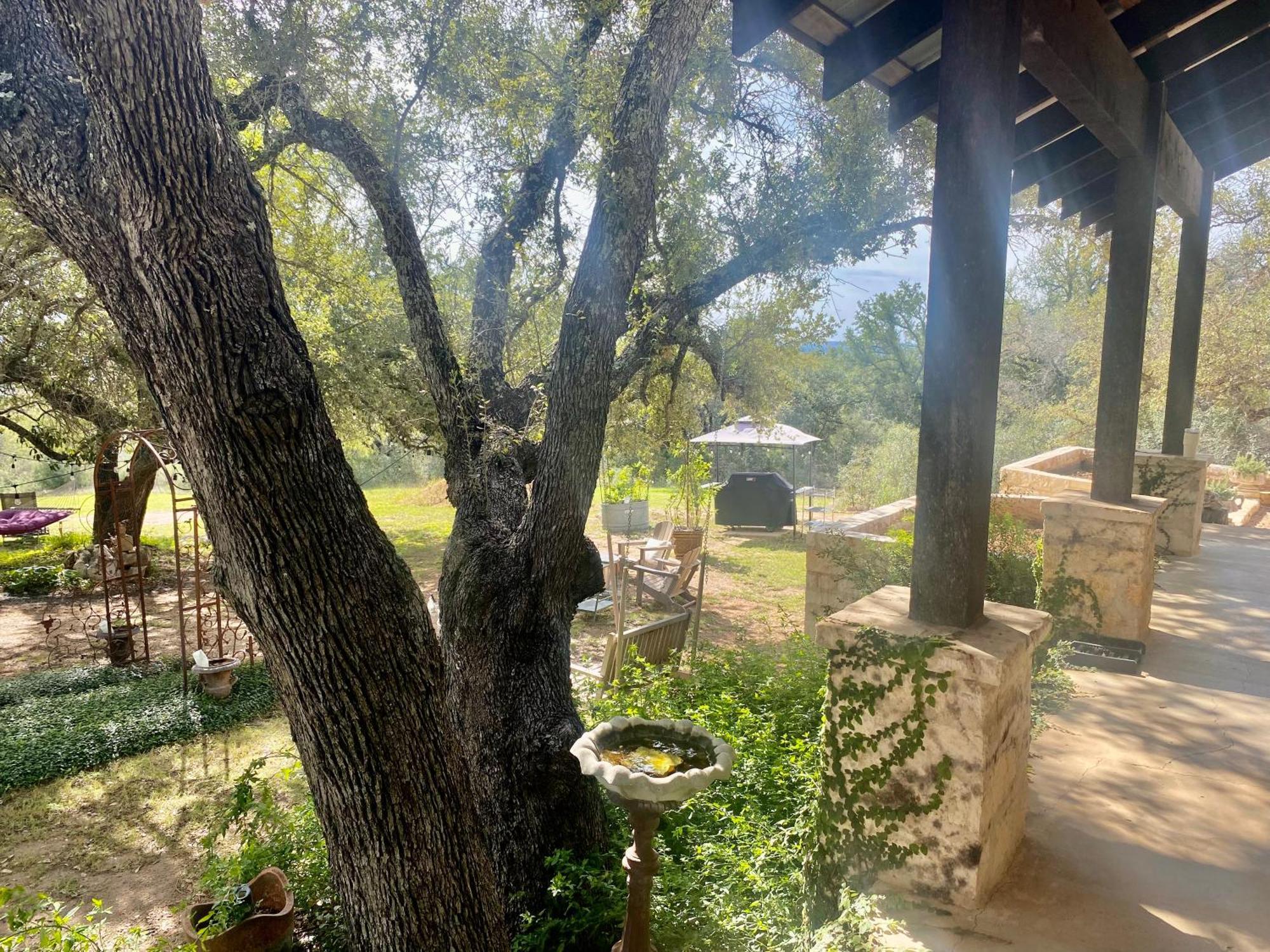 V700 Ranch Stays Marble Falls Exterior foto